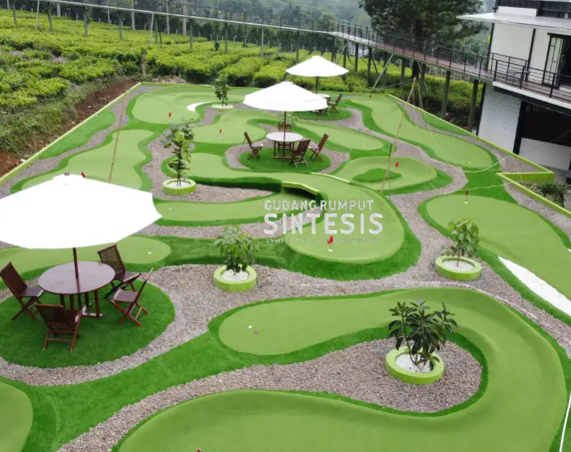 mini golf