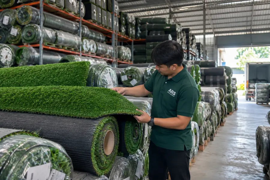 Detail material dan area rumput untuk aktivitas