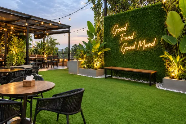Rumput sintetis untuk area dekorasi indoor